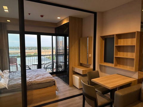 ให้เช่า เดอะ โพลิแทน รีฟ ** 12,000 บ. / เดือน** ห้องขนาด 31 ตรม. 1ห้องนอน 1ห้องน้ำ ชั้น 11