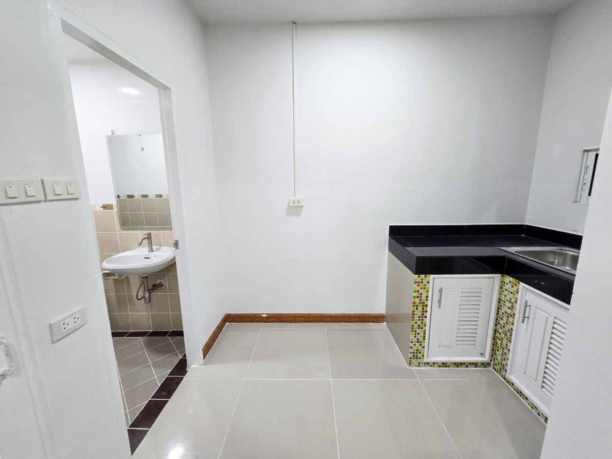 รูป บ้านแฝด 2 ชั้น ลำลูกกา คลอง 7 หลังใหญ่ พื้นที่กว้าง ทำเลดี - รูปที่ 7/20
