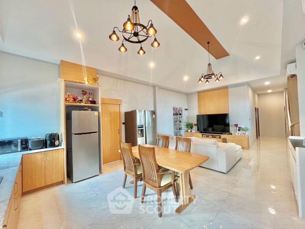รูป บ้าน 3-ห้องนอน ใกล้ เมืองพัทยา (ID 1795926) - รูปที่ 3/15