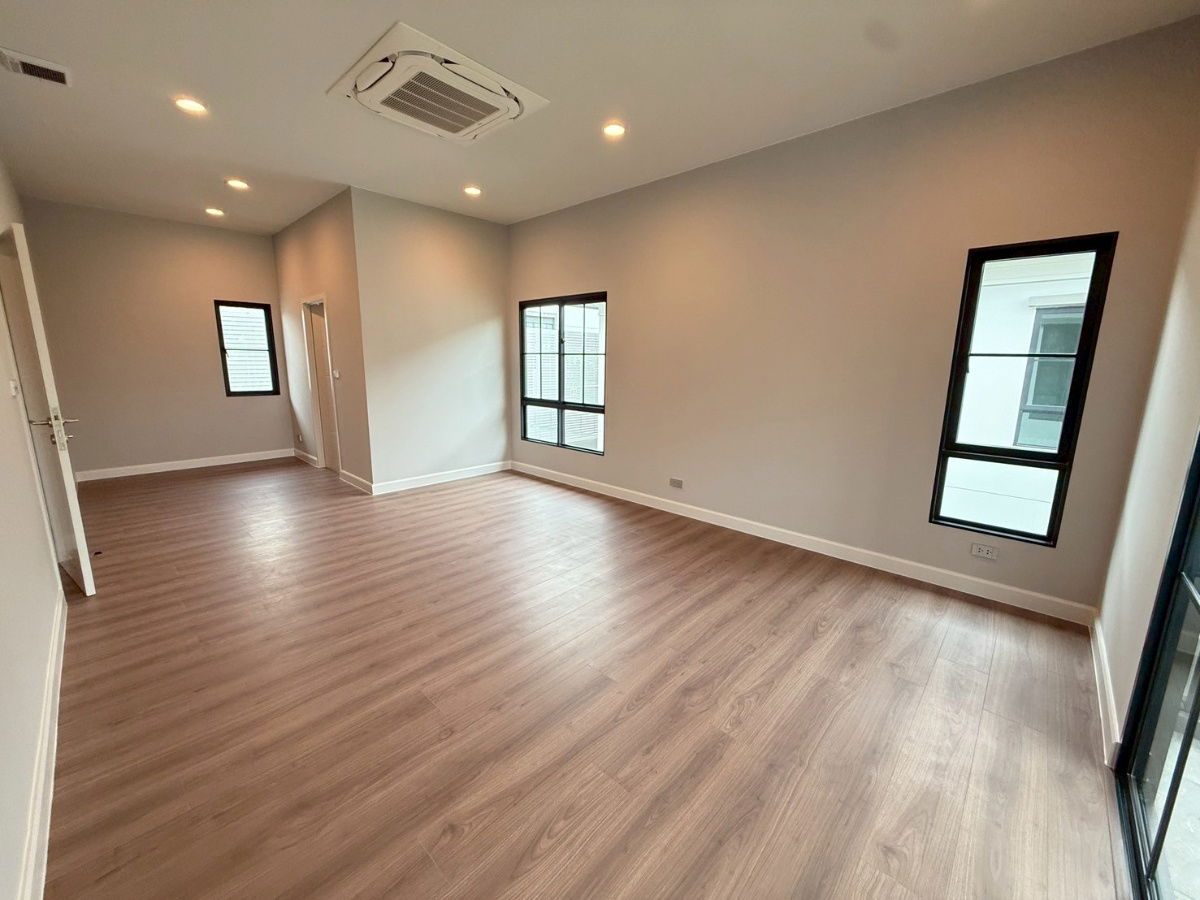 รูป Last Chance! บ้านเดี่ยว 204 ตร.ม. ใกล้สวน บรรยากาศเงียบสงบ - รูปที่ 8/13
