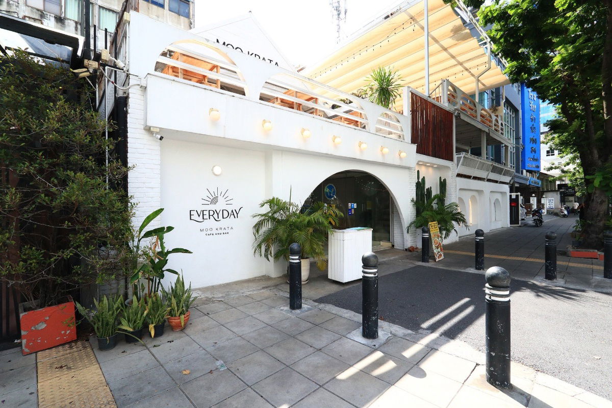 picture S372 🏢 3-storey commercial building for sale in Silom area, on the main road, 185 sq m, suitable for business and residence, only 320 million baht. - 2/21