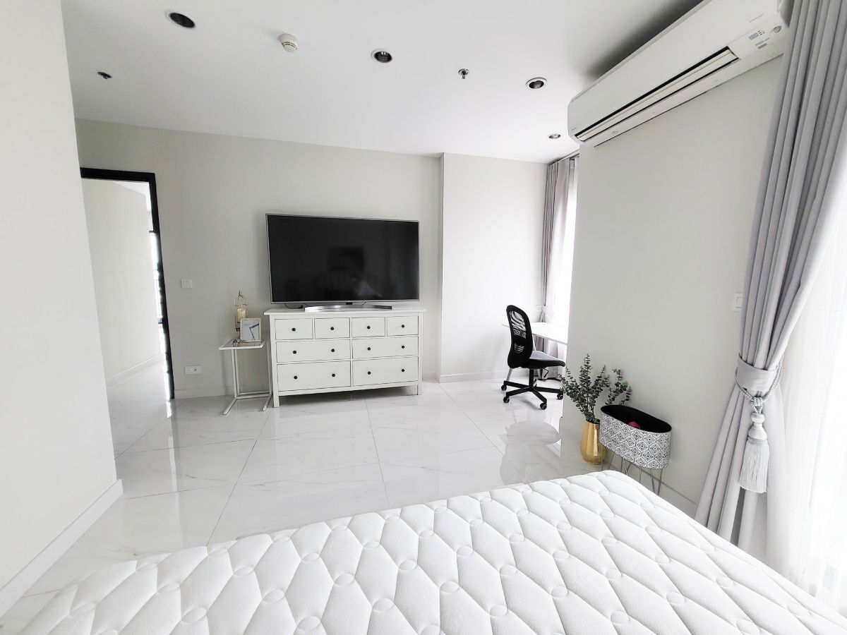 picture Condo for rent C Ekkamai Monthly 65,000 thb. - 9/11