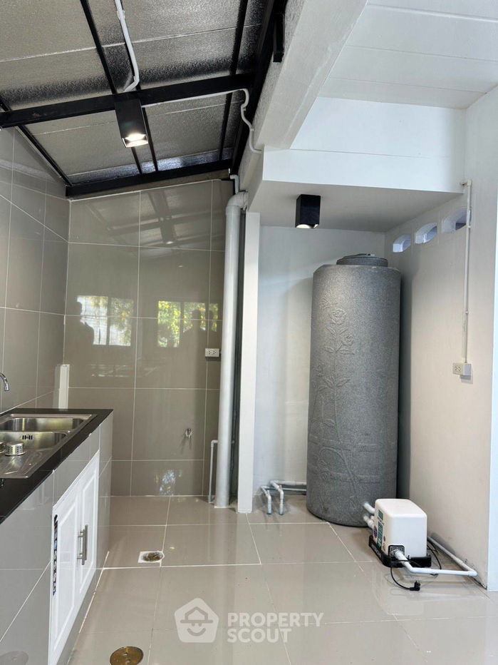 รูป บ้าน 2-ห้องนอน ใกล้ พัทยาตะวันออก (ID 2245808) - รูปที่ 11/34