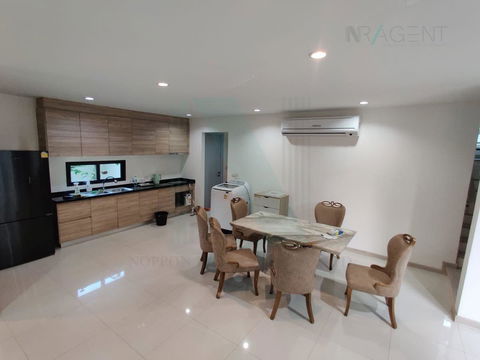🔺 ให้เช่าบ้านเดี่ยว 3 ชั้น เอคิว อาร์เบอร์ 3 ห้องนอน 4 ห้องน้ำ