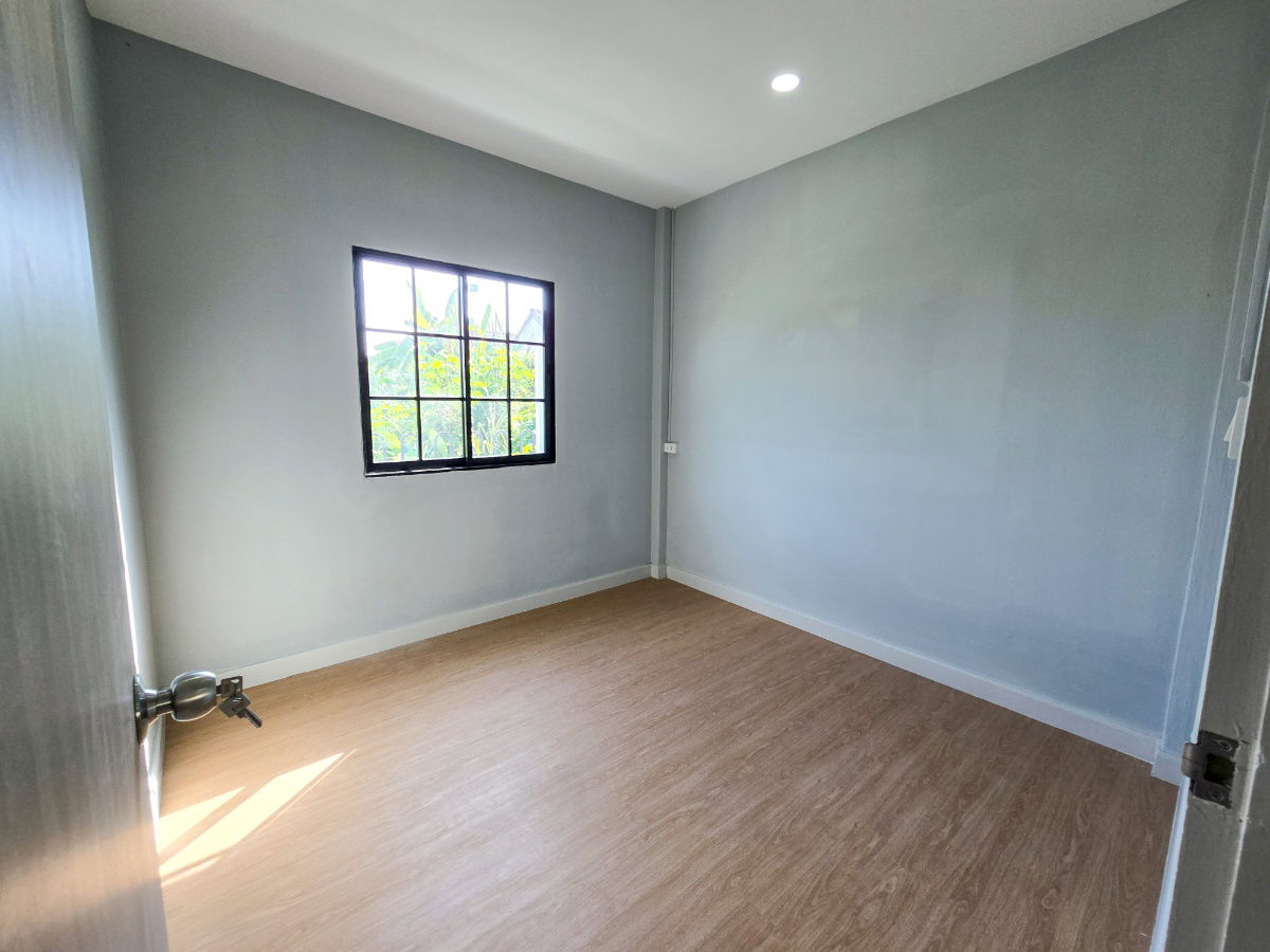 รูป บ้านชั้นเดียว คู้ขวา รีโนเวทใหม่ ทำเลดี เนื้อที่เยอะ - รูปที่ 9/17