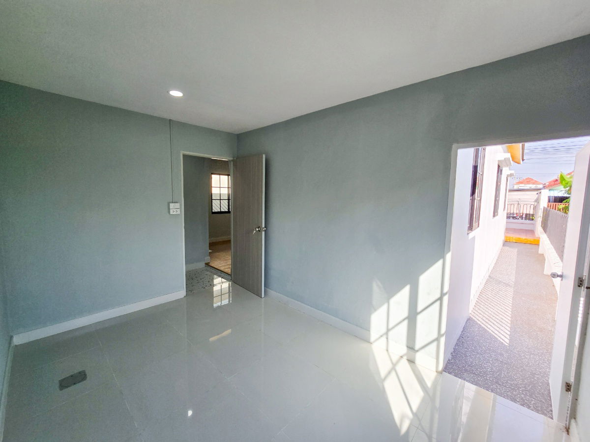 รูป บ้านชั้นเดียว คู้ขวา รีโนเวทใหม่ ทำเลดี เนื้อที่เยอะ - รูปที่ 12/17