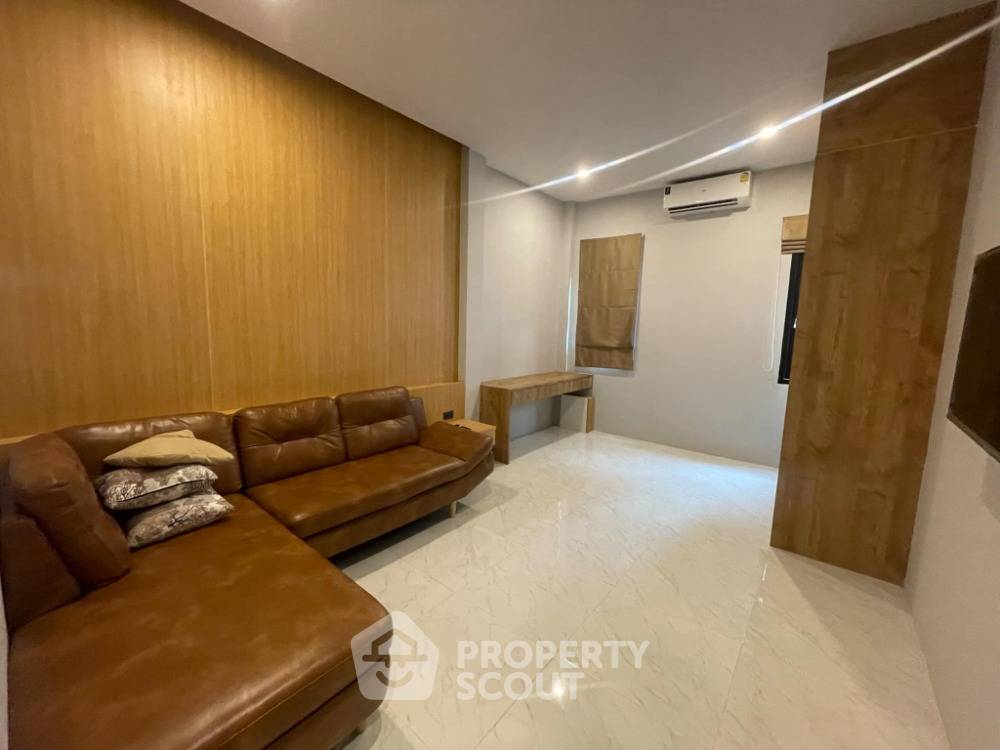 รูป บ้าน 3-ห้องนอน ใกล้ เมืองพัทยา (ID 1795926) - รูปที่ 6/15