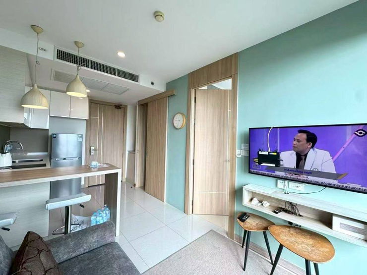 picture Riviera Jomtien Condominium  Pool view  - 5/17
