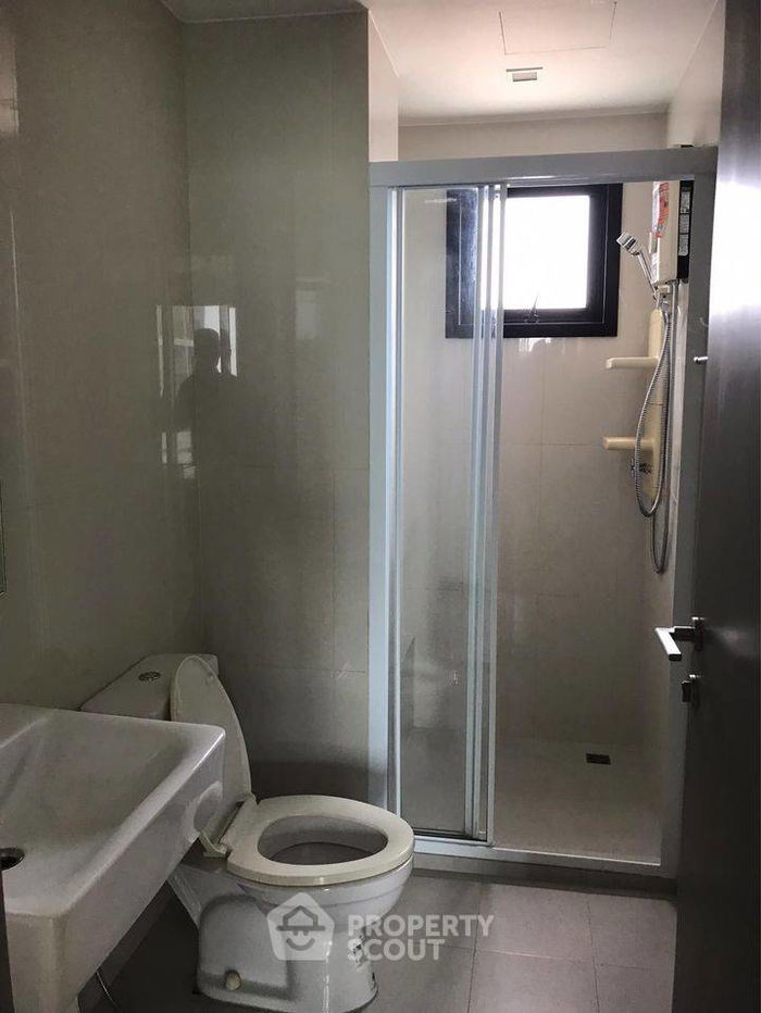 picture 2-BR Condo at The Base Central Pattaya close to Central Festival Pattaya (ID 1157619) - 10/10