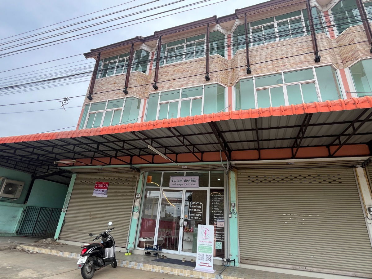 รูป ขายด่วน! อาคารภาณิชย์ 3 ชั้น ติดถนนใหญ่ เกาะโพธิ์ – ท่าบุญมี ต.ท่าบุญมี อ.เกาะจันทร์ จ.ชลบุรี - รูปที่ 4/13