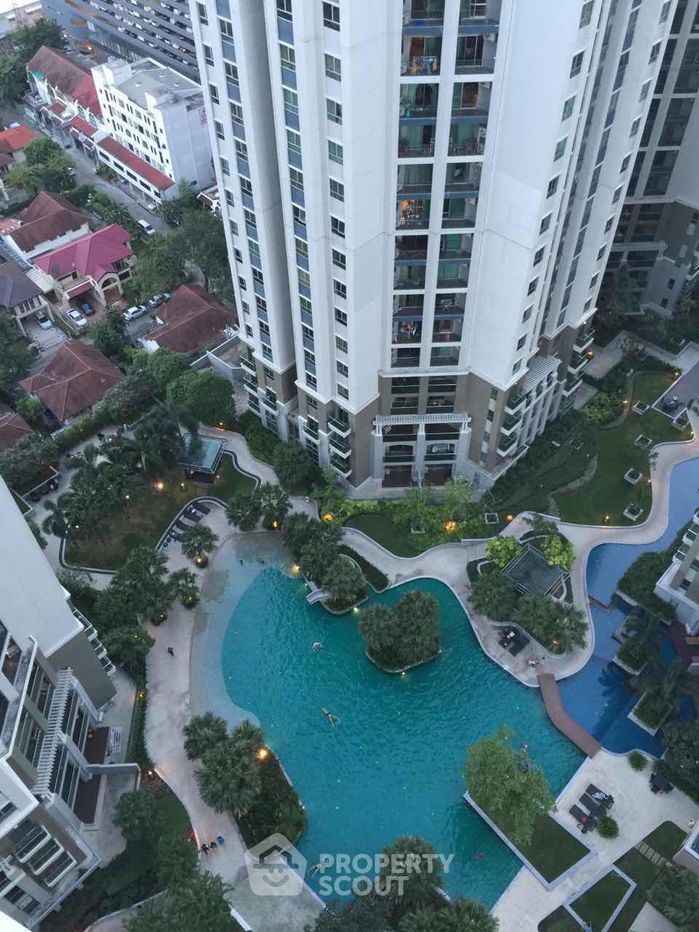 picture 2-BR Condo at Belle Grand Rama 9 near MRT Phra Ram 9 (ID 882079) - 2/8