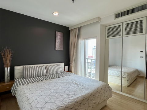 P-40144 Condo for rent 59 Heritage fully furnished (Confirm again when visit). 