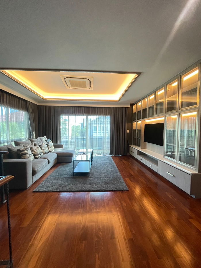 picture Two-storey house for sale in Grand Bangkok Boulevard Rama 9 – Srinakarin Project - 4/15