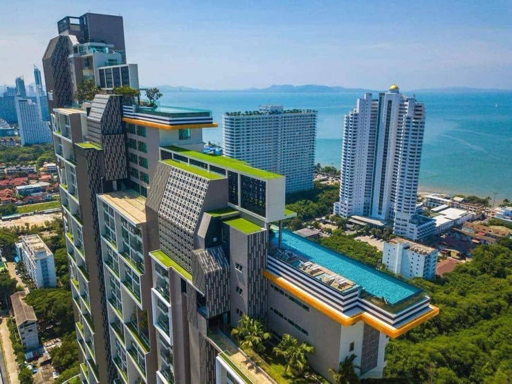 picture Riviera Jomtien Condominium  Pool view  - 14/17