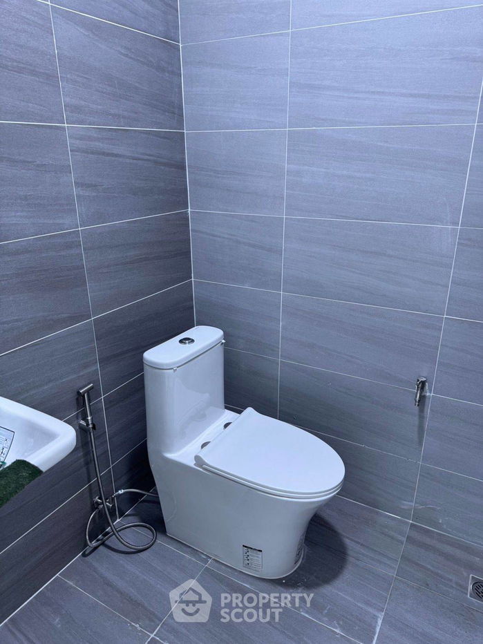 รูป บ้าน 2-ห้องนอน ใกล้ พัทยาตะวันออก (ID 2245808) - รูปที่ 8/34