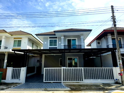 บ้านแฝด ลำลูกกา คลองแปด : บ้านแฝด 2 ชั้น ลำลูกกา คลอง 7 หลังใหญ่ พื้นที่กว้าง ทำเลดี