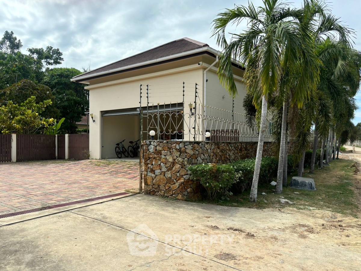 รูป บ้าน 6-ห้องนอน ใน บางเสร่ (ID 1545890) - รูปที่ 35/36