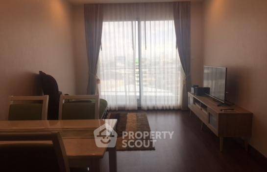 picture 2-BR Condo at Supalai Lite Sathorn-Charoenrat in Bang Khlo (ID 424737) - 4/9