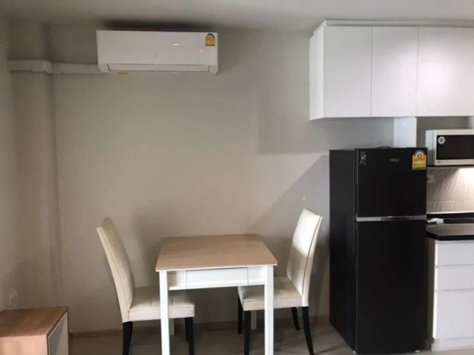 ให้เช่า ริชพาร์ค แอท เตาปูน อินเตอร์เชนจ์ *** 9,900 บ./ด. ***  ขนาด 30 ตรม. 1ห้องนอน 1ห้องน้ำ ชั้น 11