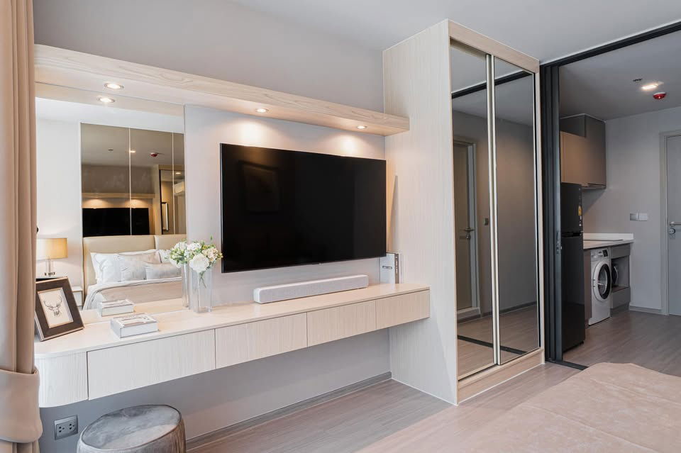picture 🧚‍♀️For Rent 🌞 : Life Ladprao Studio Need more information, please contact via Line ID : @ghouse.property - 10/13