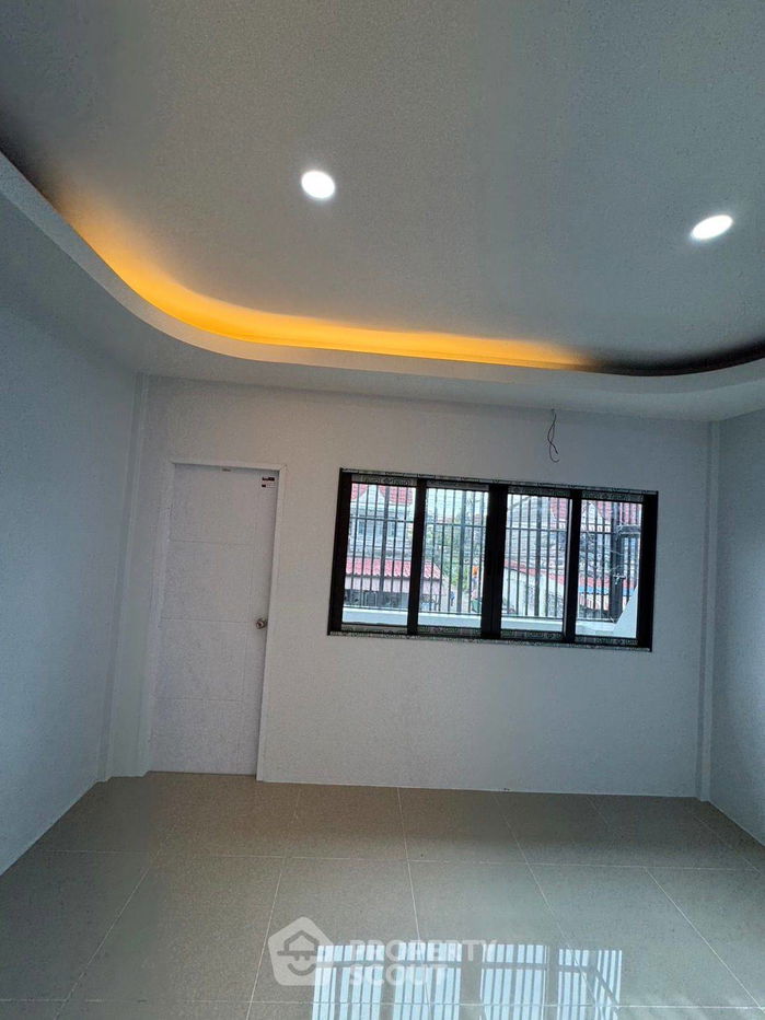 รูป บ้าน 2-ห้องนอน ใกล้ พัทยาตะวันออก (ID 2245808) - รูปที่ 22/34