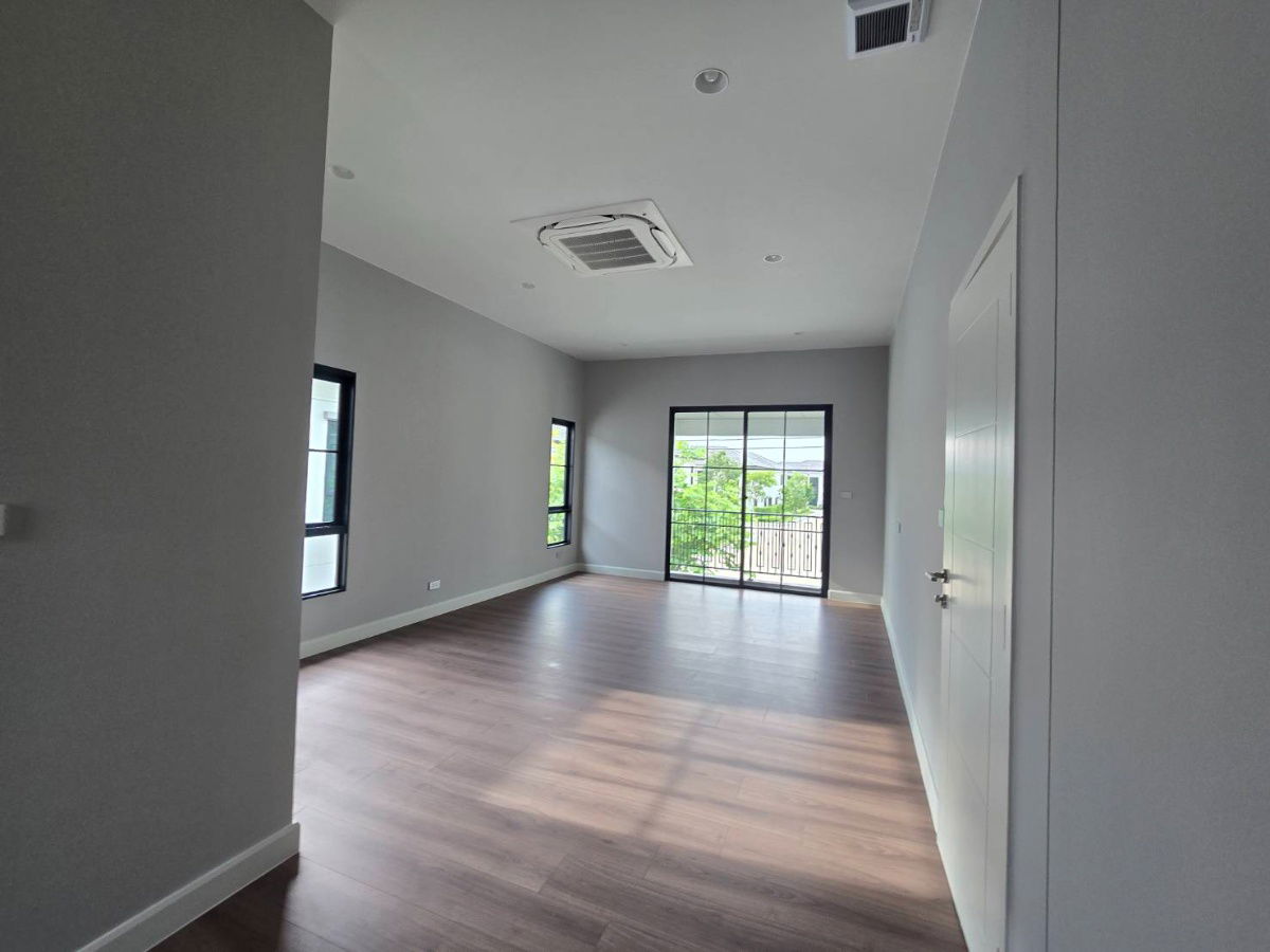 รูป 204 sq.m.  with 4 bedrooms, last unit at a special price Setthasiri Bangna–Suvarnabhumi - รูปที่ 20/25