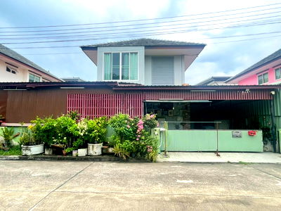 ขายบ้านเดี่ยว : Ph0463 บ้านเดี่ยว 2 ชั้น โครงการบุญฟ้าแกรนด์โฮม 5 นอน 4 น้ำ 52.5 ตรว. ขาย 2.29 ลบ.