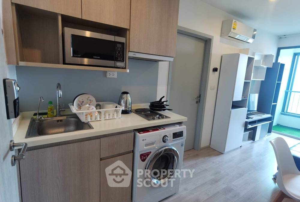 picture 1-BR Condo at Ideo Mobi Charan Interchange near MRT Fai Chai (ID 1011276) - 3/14