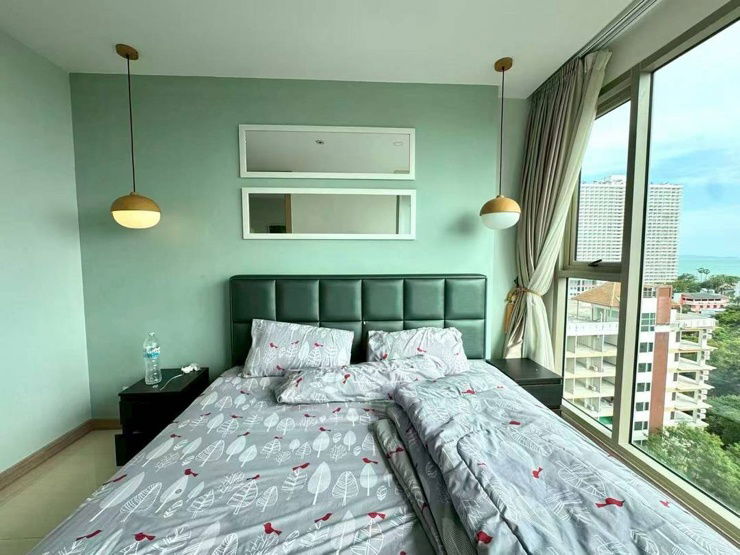 picture Riviera Jomtien Condominium  Pool view  - 2/17