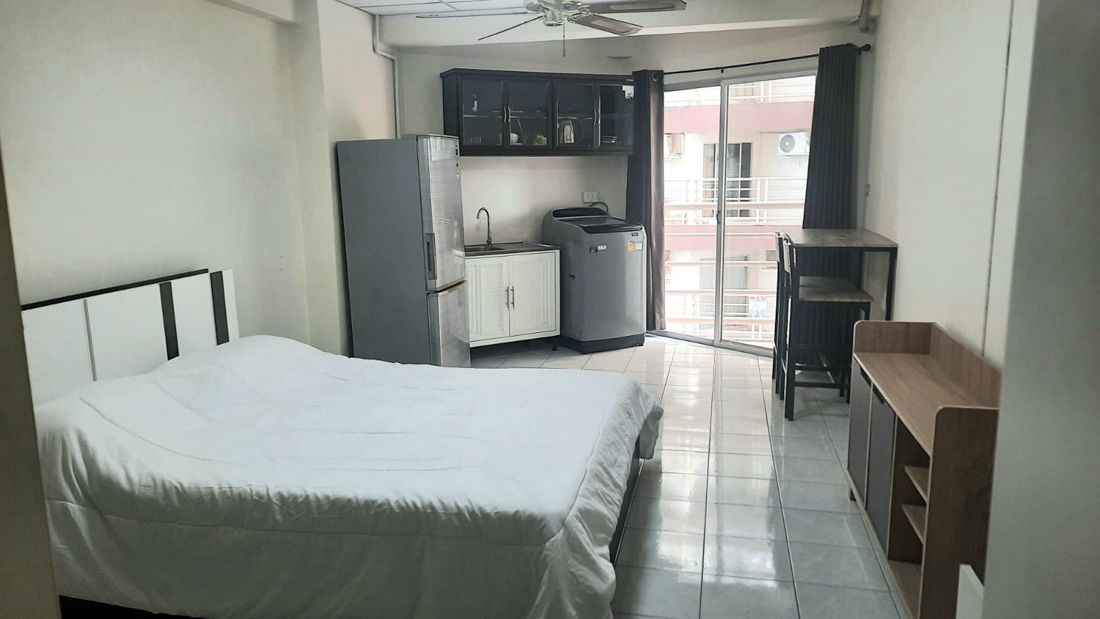 รูป Studio Condominium @ Jomtien Beach Condo - Rimhad - รูปที่ 1/22
