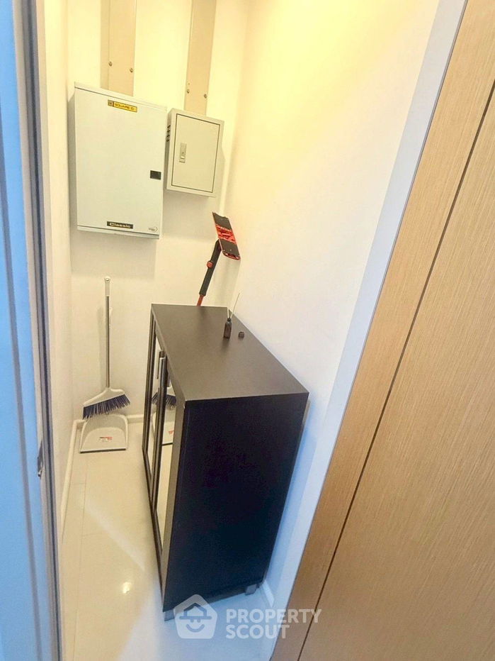 รูป คอนโด 1-ห้องนอน ที่ วินด์ สุขุมวิท 23 ใกล้ BTS อโศก (ID 514669) - รูปที่ 9/13