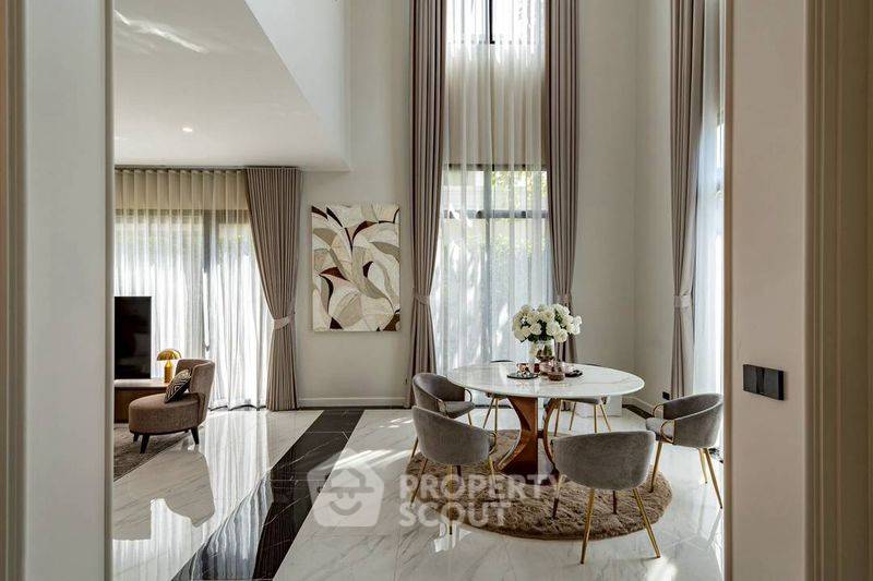 picture 5-BR House at CINQ ROYAL Krungthep Kreetha in Saphan Sung (ID 2248691) - 5/20