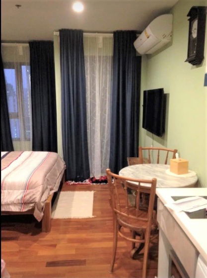 picture Urgent Rent!! Great Price! Beautifully Decorated Room at Life One Wireless - 3/7