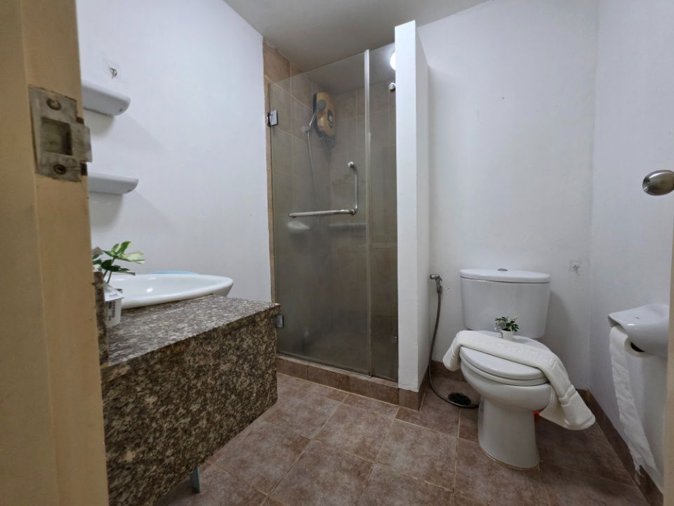picture SF122  For sale Phahon Metro Condominium, beautiful unit, ready to sell, lowest price - 11/14