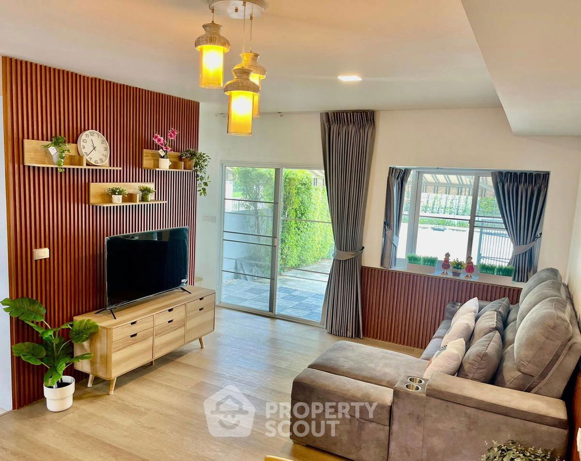 รูป ทาวน์เฮาท์ 3-ห้องนอน ที่ อินดี้ 4 บางนา กม.7 ใน บางแก้ว (ID 2248485) - รูปที่ 8/24
