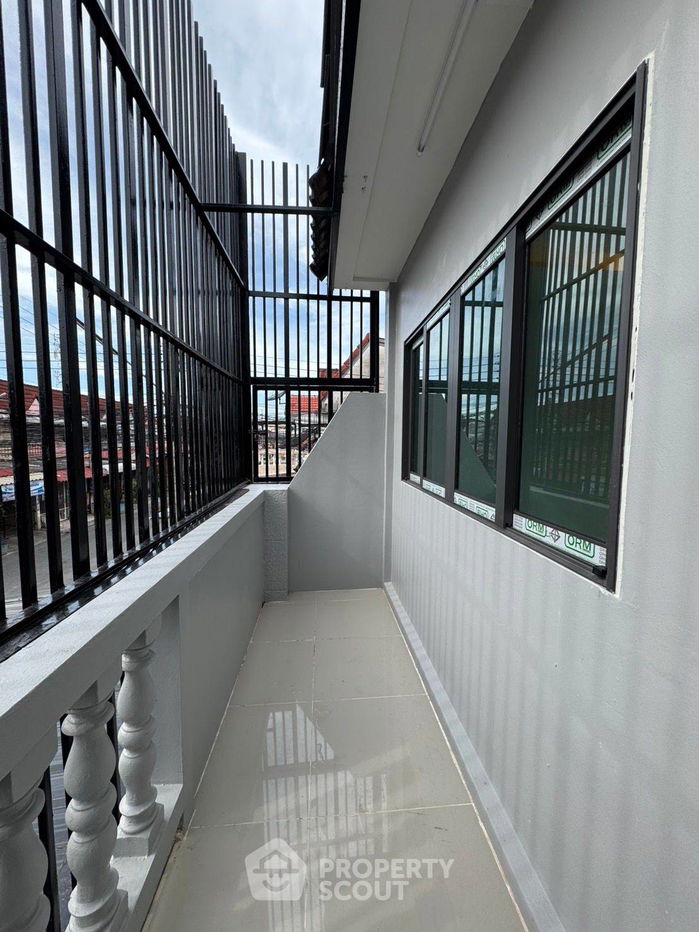 รูป บ้าน 2-ห้องนอน ใกล้ พัทยาตะวันออก (ID 2245808) - รูปที่ 24/34