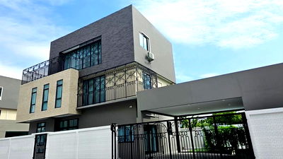 เช่าบ้านเดี่ยว ชลบุรี : UK06-007 ให้เช่า Pool Villa สุดหรู ใจกลางอมตะนคร  70,000 บาท/เดือน | ขาย 35 ล้าน