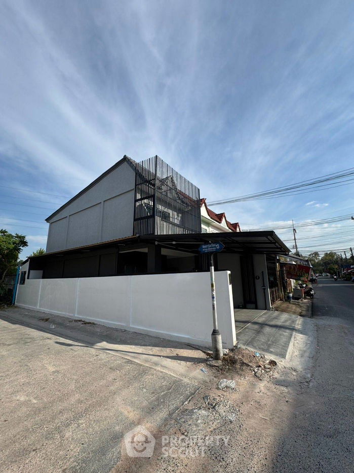 รูป บ้าน 2-ห้องนอน ใกล้ พัทยาตะวันออก (ID 2245808) - รูปที่ 15/34