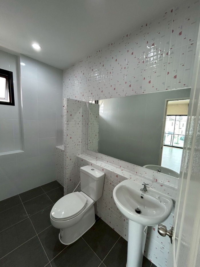 รูป 🔥For Rent!! ready to move-in 4b3b 25k - CPN Ninn Wongwaen - Lam Luk Ka Klong 6 📞Call 096 896 5953 - รูปที่ 6/6