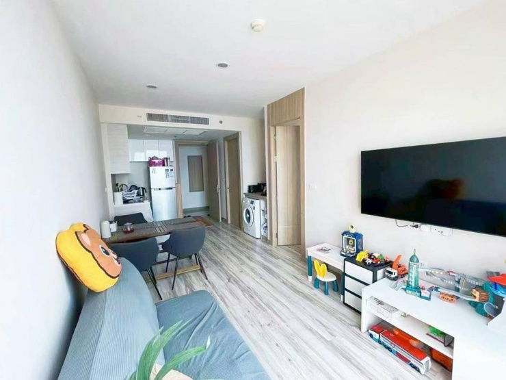 picture The Riviera Wongamart Condominium  -pool view  - 21/30