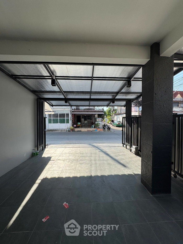 รูป บ้าน 2-ห้องนอน ใกล้ พัทยาตะวันออก (ID 2245808) - รูปที่ 16/34