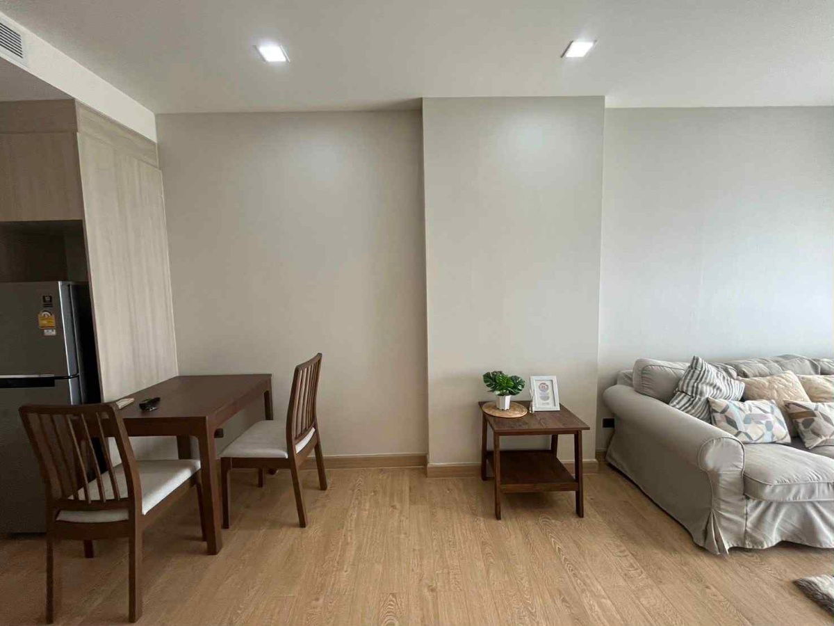 picture UK06-023 🚦🌸 Luxury Condo Infinity One Chonburi 🌸🚦 🏢 32nd floor room | Size 43.11 sq m. | Beautiful view, open, good wind  - 2/7