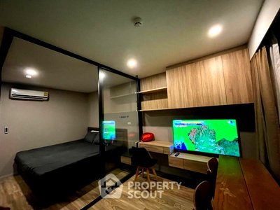 Condos for sale : 1-BR Condo At Blossom Condo @ Sathorn-Charoenrat Near BTS Surasak (ID 1165266)