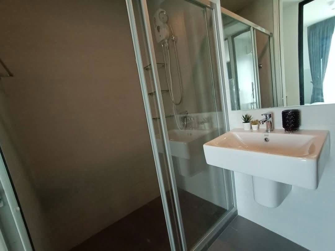 picture UK01-308 UK01-308 Condo for rent Notting Hill Sriracha: 1 bedroom + office, 33rd floor, corner room, 10,000 baht/month - 11/11