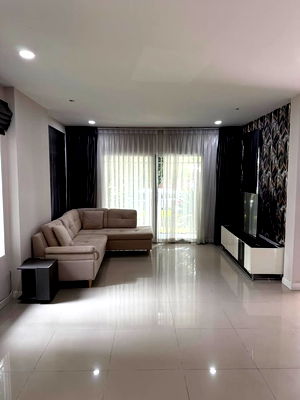 Houses for rent Bang Kapi : [FOR RENT]  ⚡🌈 HHM0046 Detached House at Mantana Rama 9 - Srinakarin ⚡🌈 LINE: @theagentpro (Please include the @ symbol)