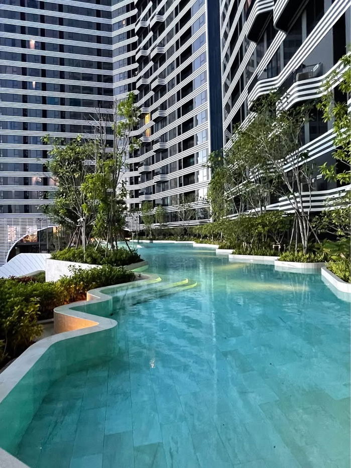 picture Code: KJ8128  for rent IDEO Mobi Sukhumvit Eastpoint // Line ID: @kjcondo (with @) // - 8/9