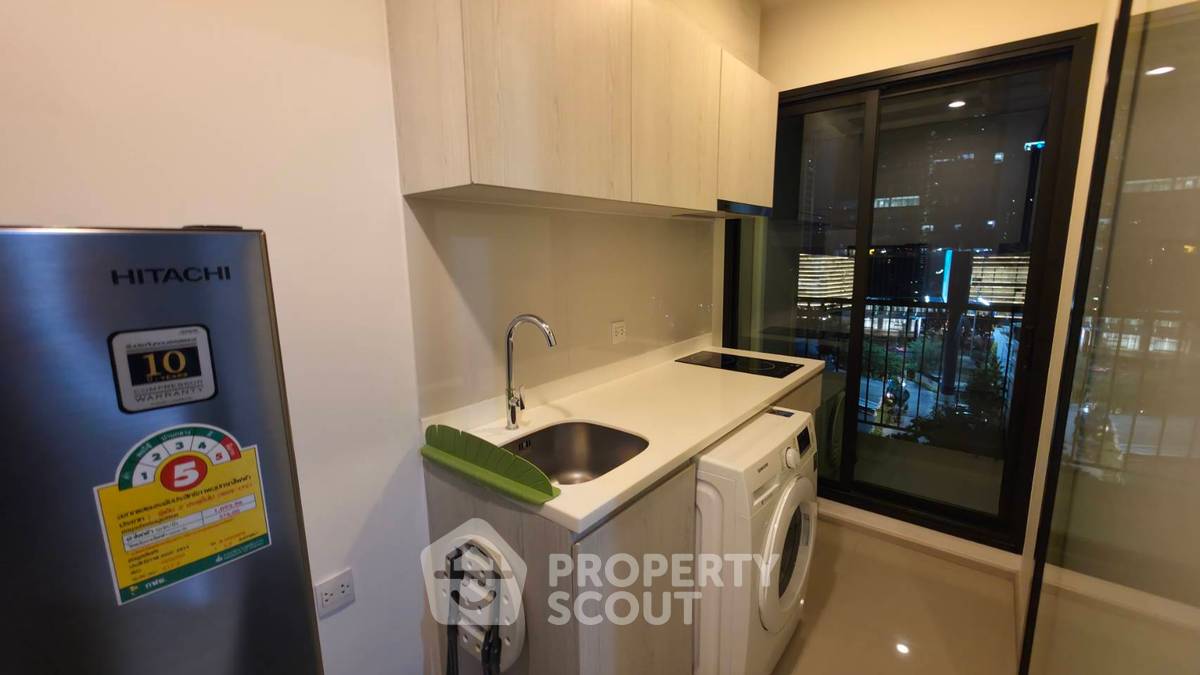 picture 1-BR Condo at Life Asoke near ARL Makkasan (ID 647726) - 9/11