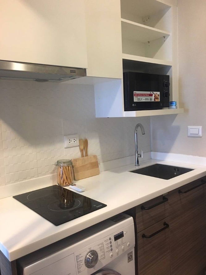 รูป ให้เช่า 💎 Condolette Midst Rama 9  💎17,000/month  @ian569 /please contract us✨ - รูปที่ 2/5