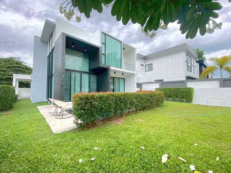 picture Luxury modern pool villa for sale – hang dong , chiang mai - 2/24