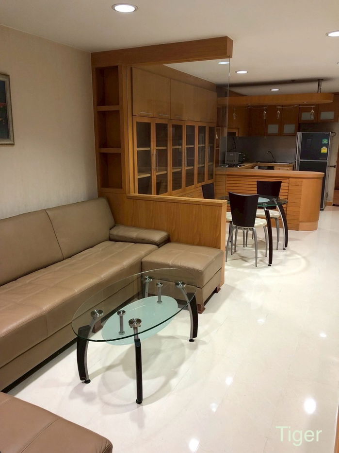 รูป ขายโดยตรงเจ้าของ ราคาถูก  state tower silom bangkok Tel.0989807696.  - รูปที่ 5/13
